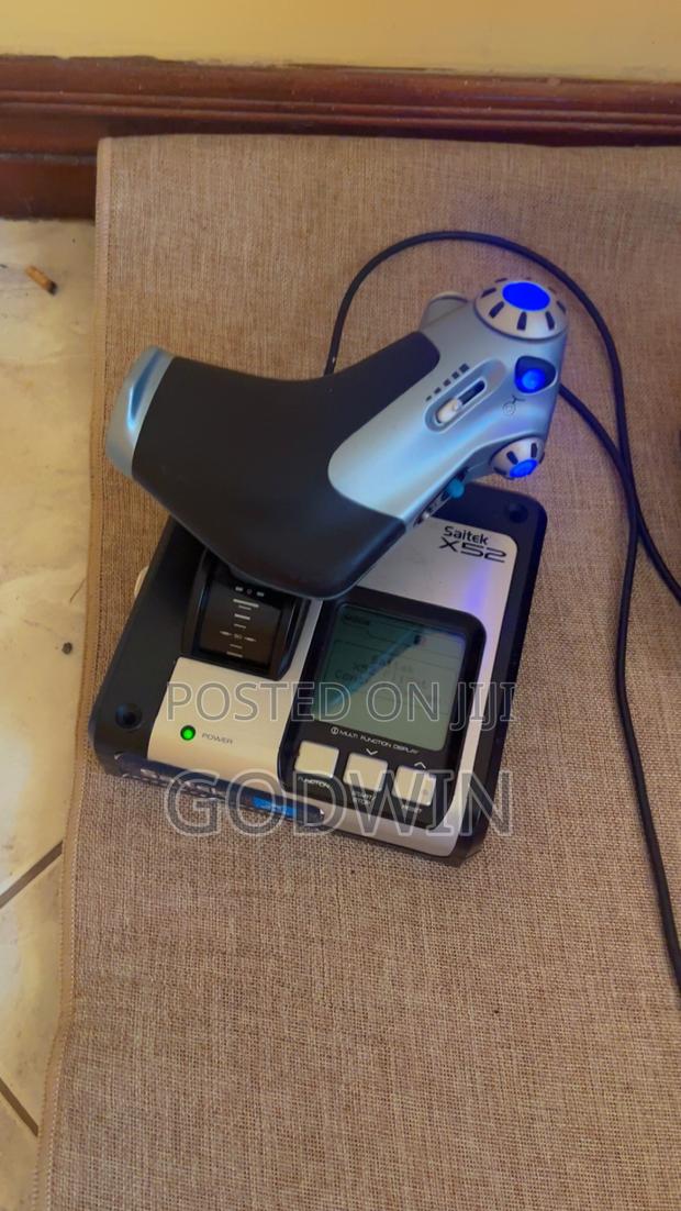 Logitech G X52 Pro Flight Controller - main view