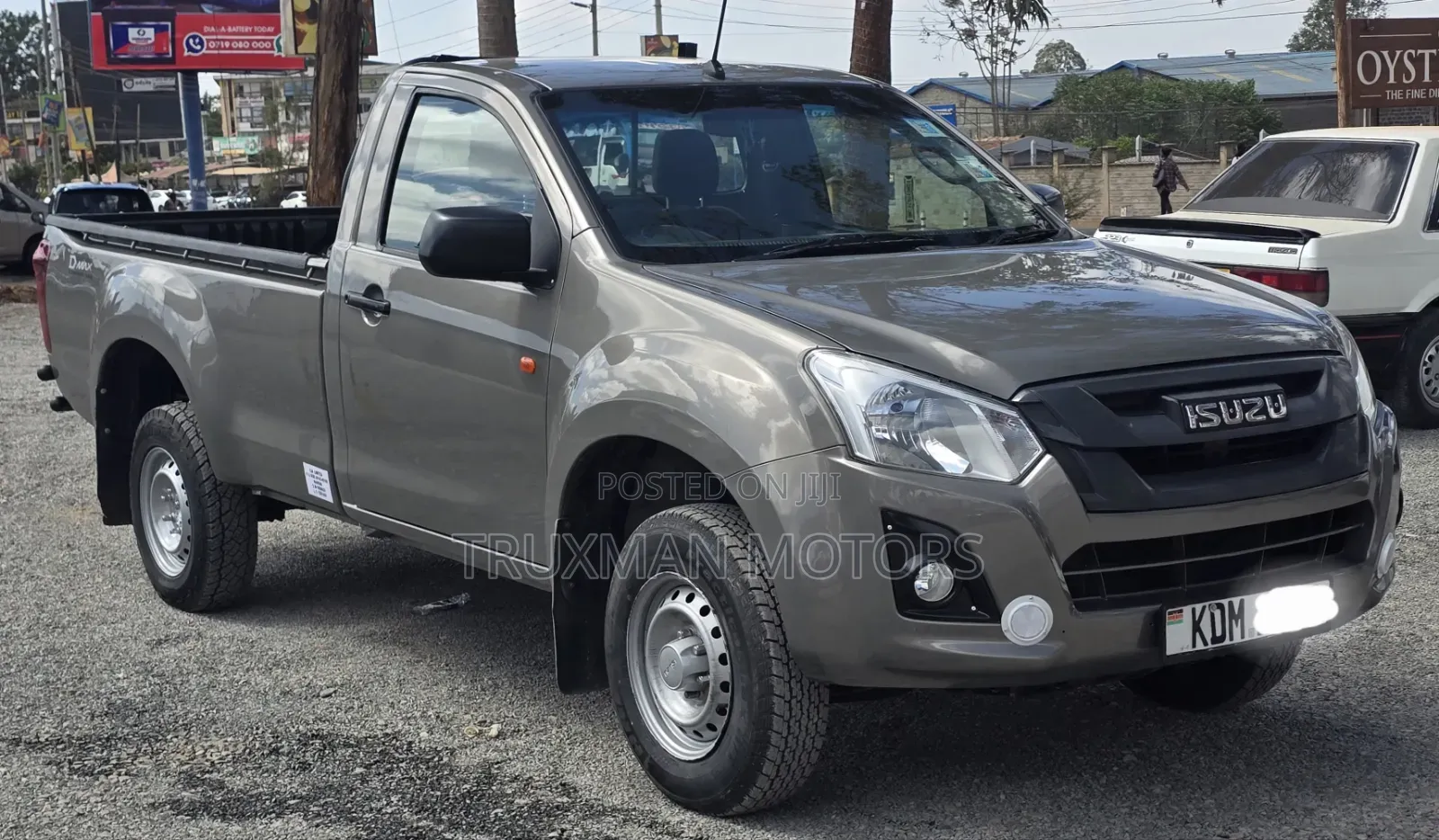 Isuzu D-MAX 2023 Silver