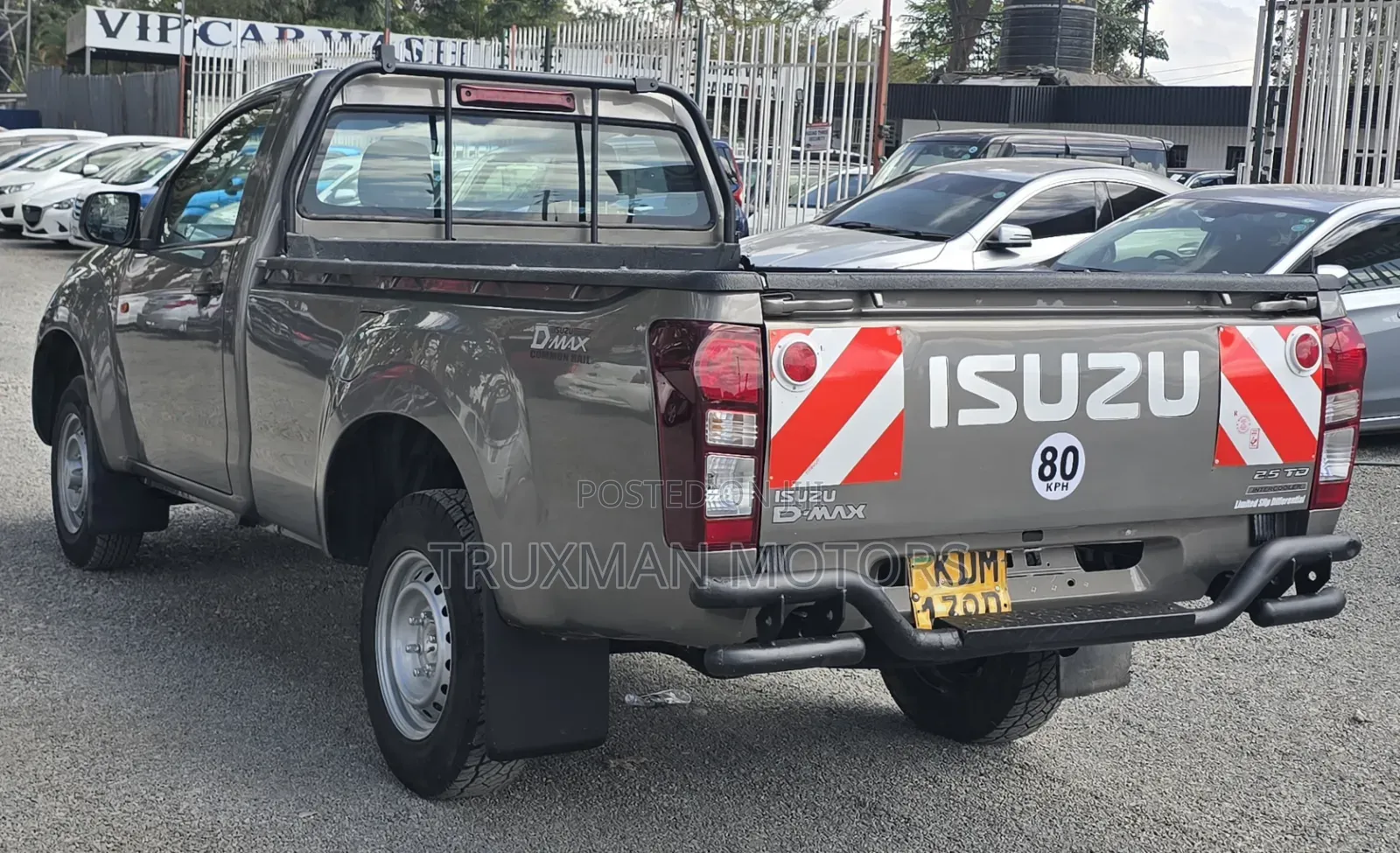 Isuzu D-MAX 2023 Silver