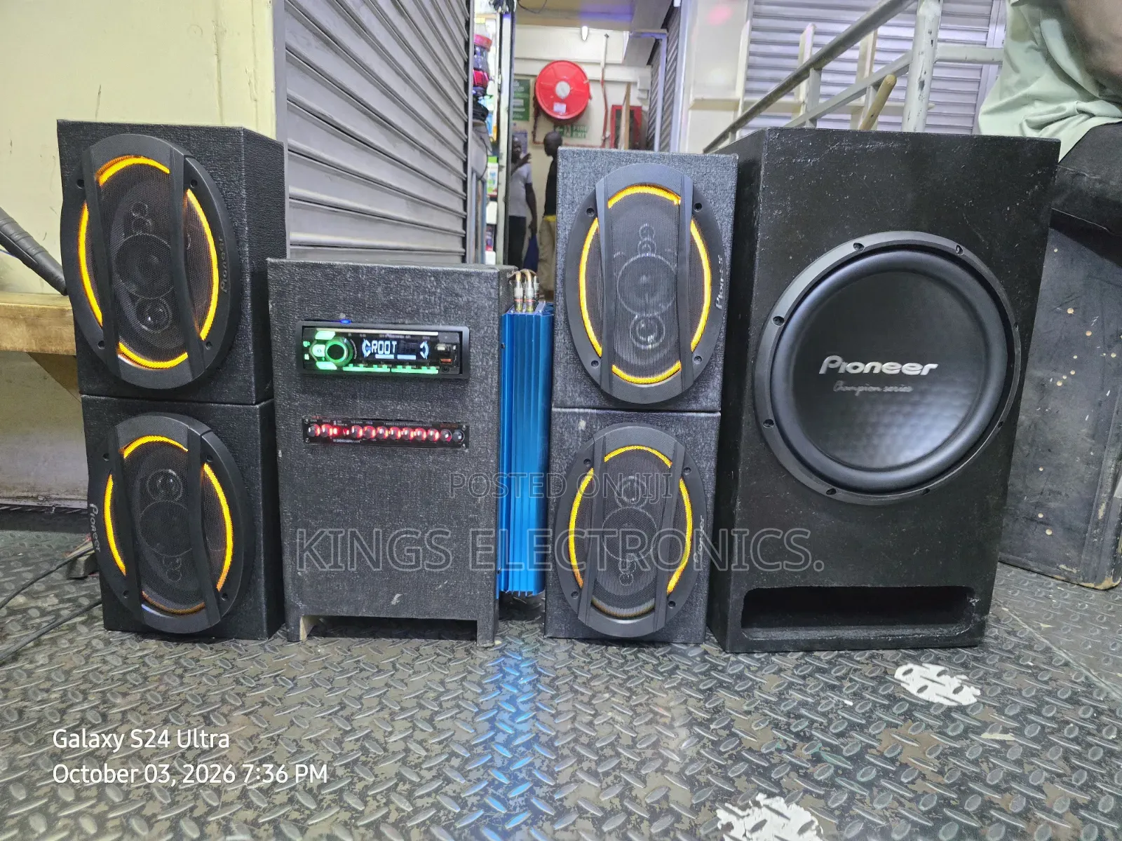 Club or Home System With Bluetooth.