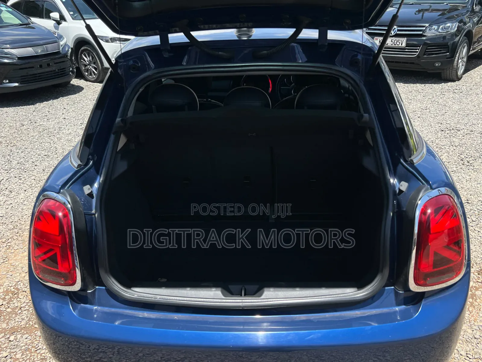 Mini Cooper 2016 Blue