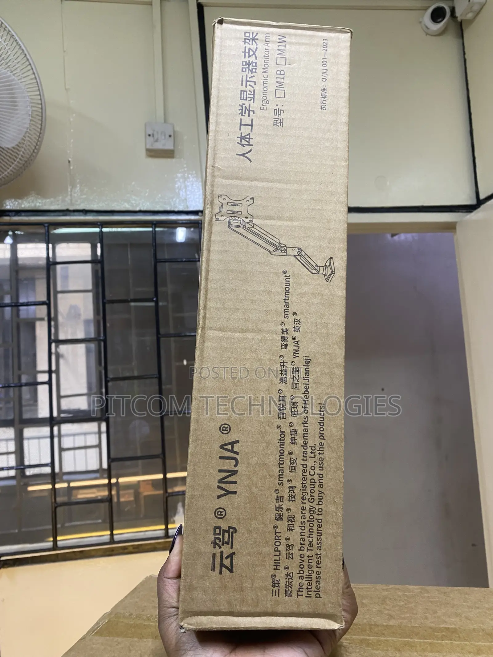 Single Monitor Arm Stand Grneric