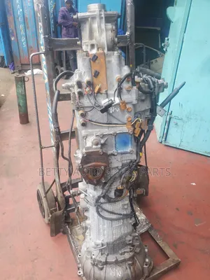 Mitshubishi Pajero 4m40 Gearbox