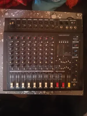 Max Power Mixer 8 Channel