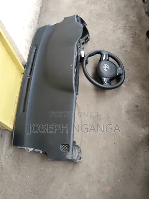 Toyota Vizts New Model Dashboard and Steering Airbag