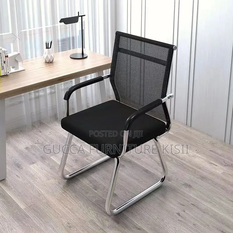 Mesh Chrome-Based Visitors Chair