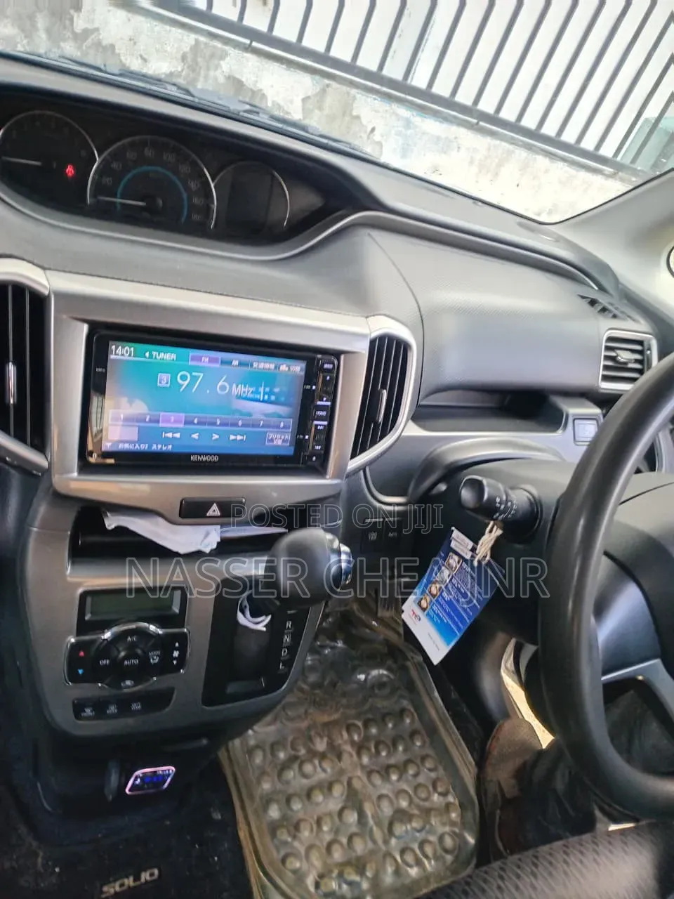 Suzuki Solio 2015 Silver