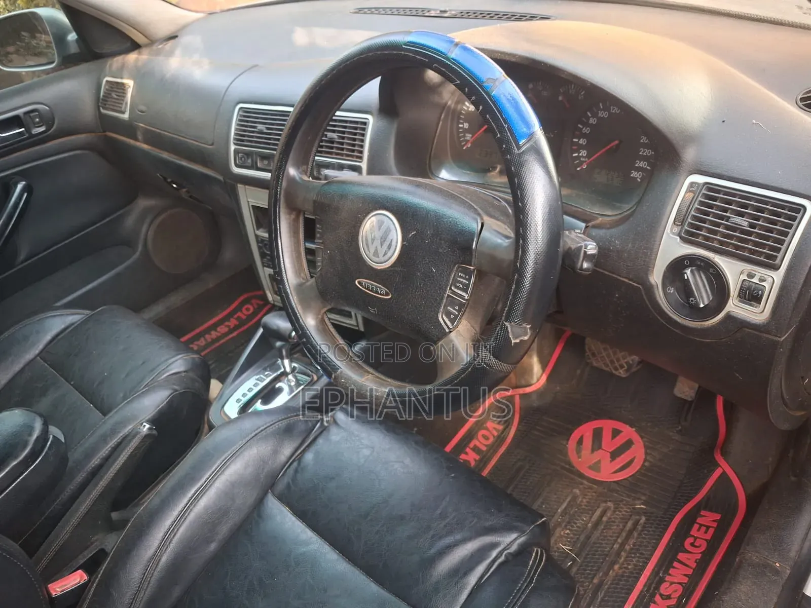 Volkswagen Golf 1.6 Automatic 2003 Silver