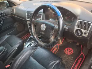 Volkswagen Golf 1.6 Automatic 2003 Silver