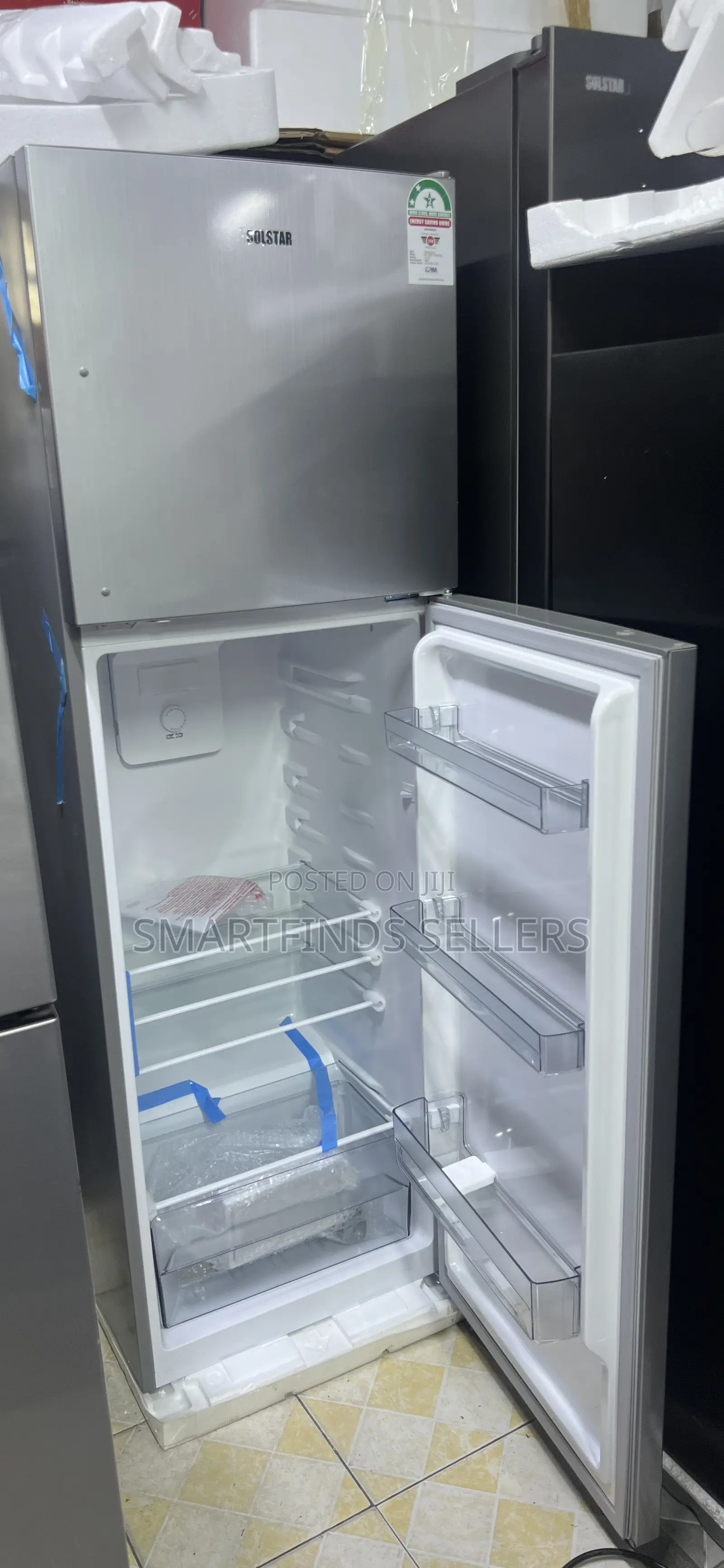 Solstar 247L Fridge – Stylish, Reliable & Energy Efficient