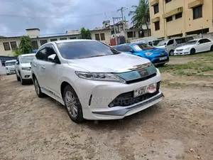 Toyota Harrier 2018 Pearl