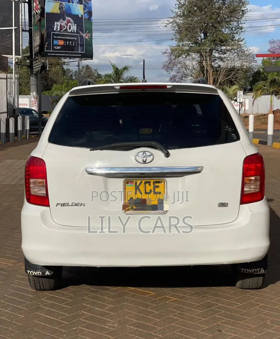 Toyota Corolla Fielder 2008 White