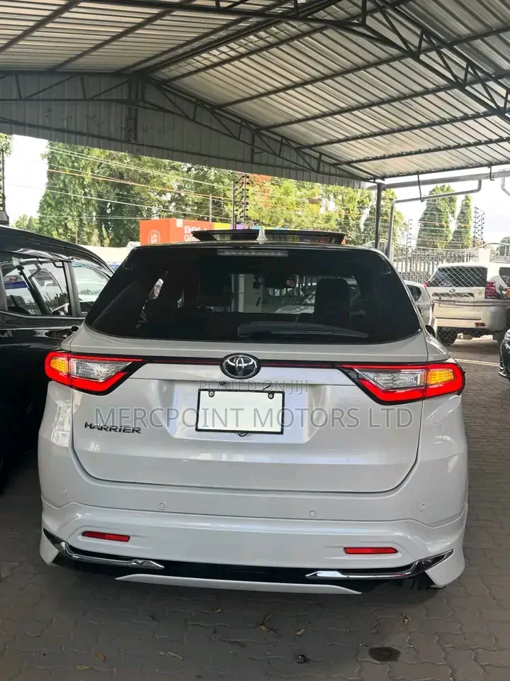 Toyota Harrier 2019 White