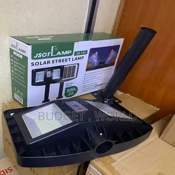 Portable Remote Control 300Watts High-Power Solar Lights With 3 Heads