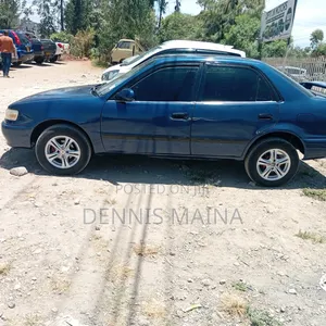 Toyota Corolla 2000 Blue