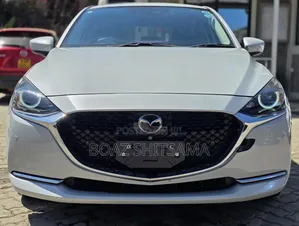 Mazda 2 2020 White
