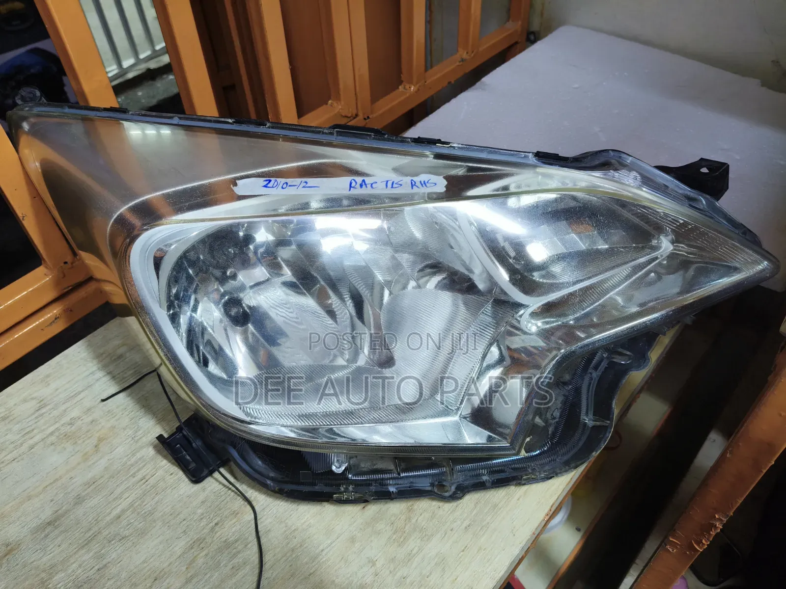 Ractis 2012 Headlight