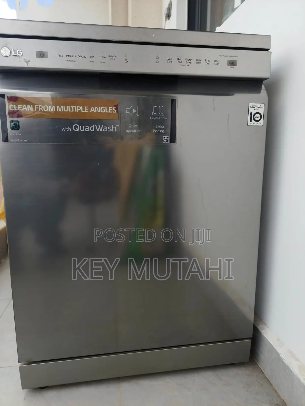 LG DishWsher With Quadwash