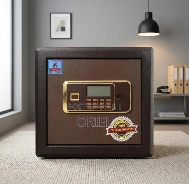 Office Desk : 20KG Lockable Security Safe - thumbnail 5
