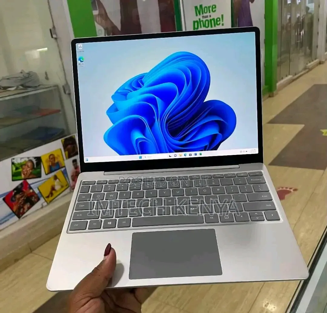 Laptop Microsoft Surface Laptop Go 8GB Intel Core i5 SSD 256GB