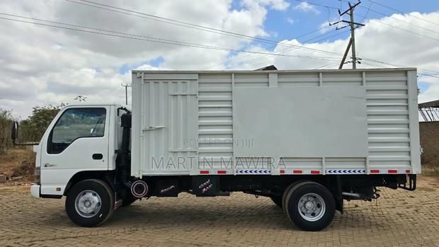 Isuzu NPR 2017 - thumbnail 7