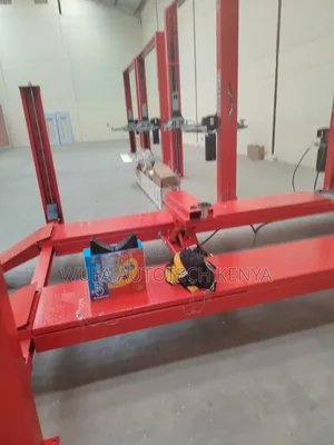 Faster and Time Saving Vehicle Alignment and 4post Carlift Sunshine