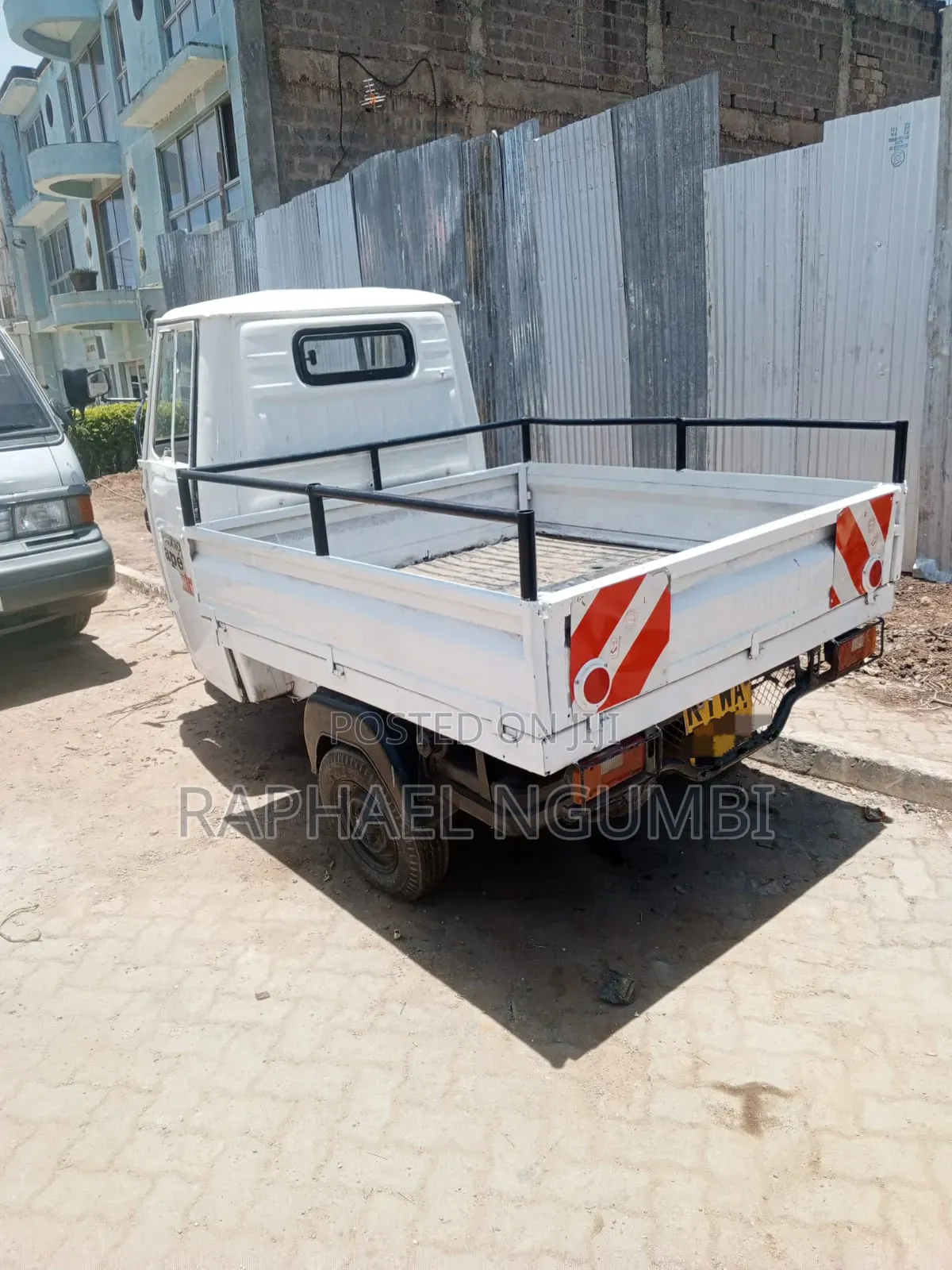 Piaggio 2012 White