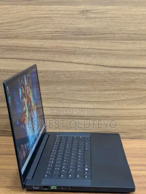 Laptop Razer Blade Advanced 16GB Intel Core i7 SSD 1T