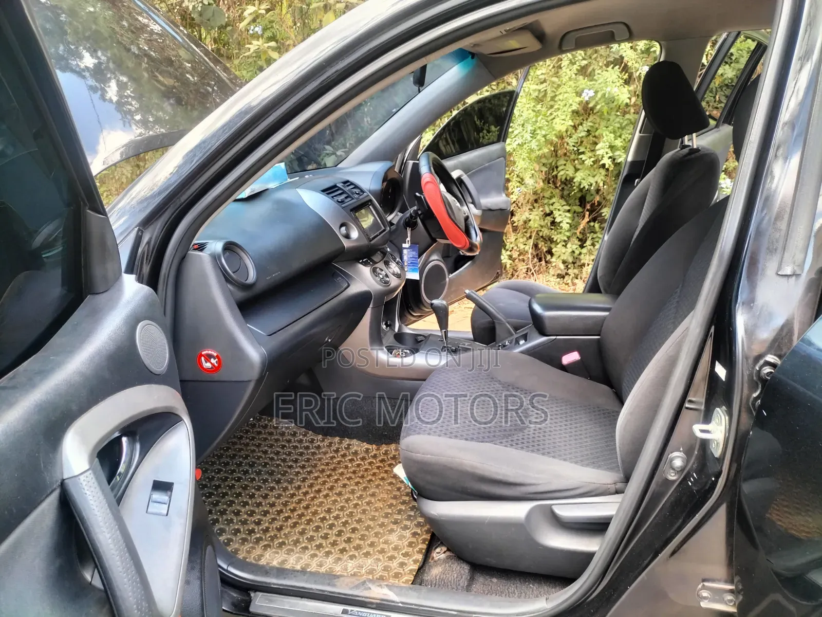 Toyota Vanguard 2013 Black