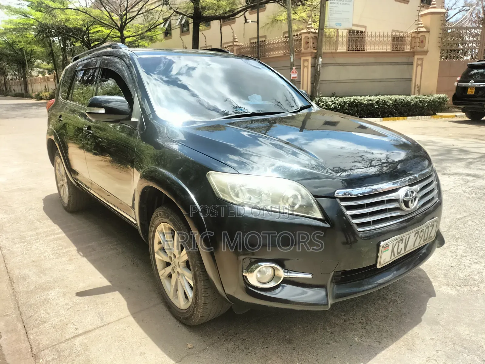 Toyota Vanguard 2013 Black