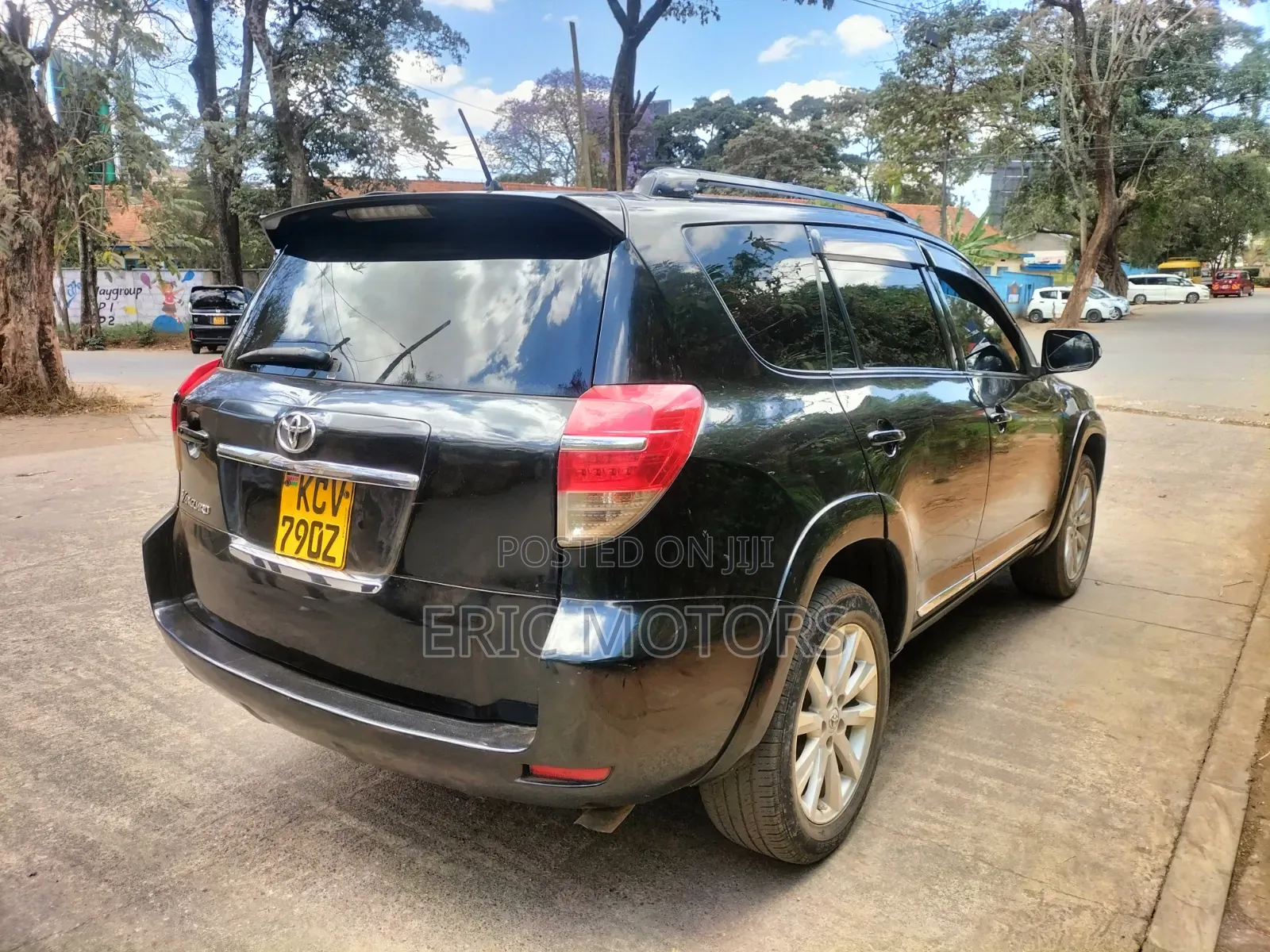 Toyota Vanguard 2013 Black