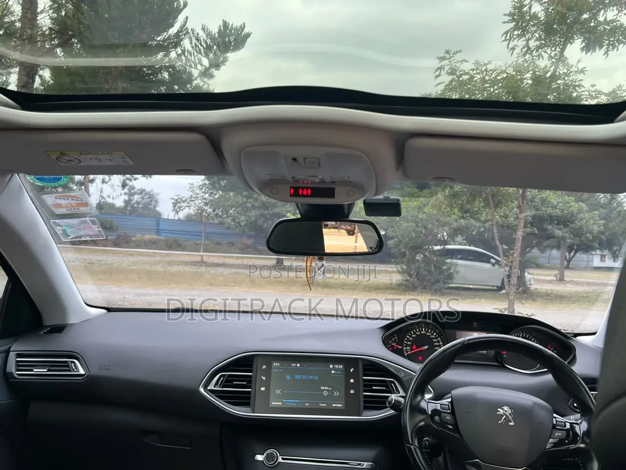 Peugeot 308 2018 Blue