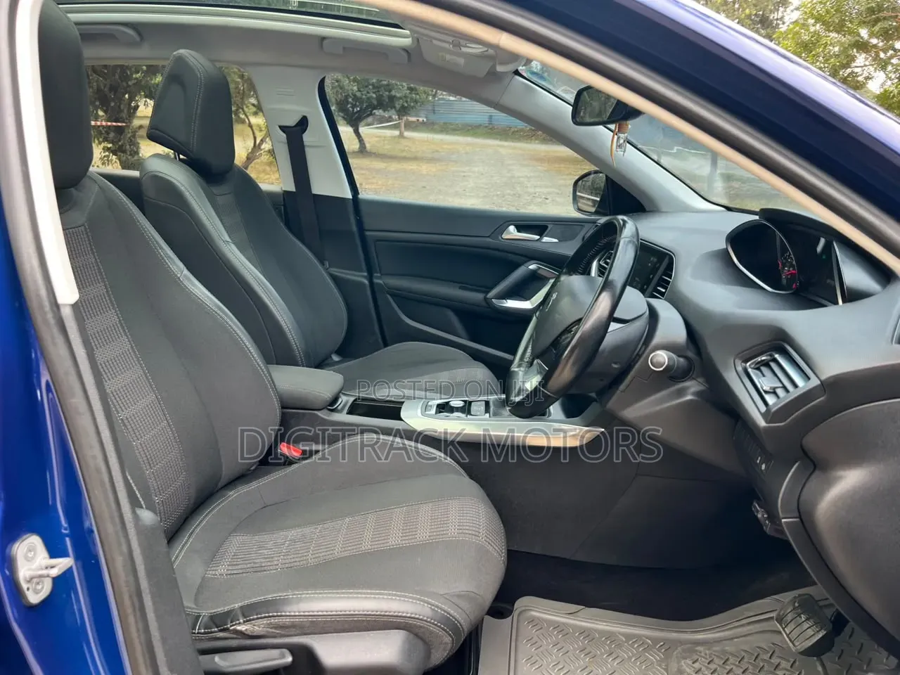 Peugeot 308 2018 Blue