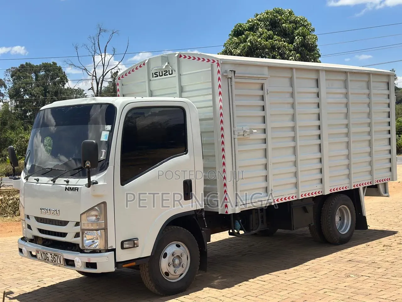 Isuzu NMR 2021 White