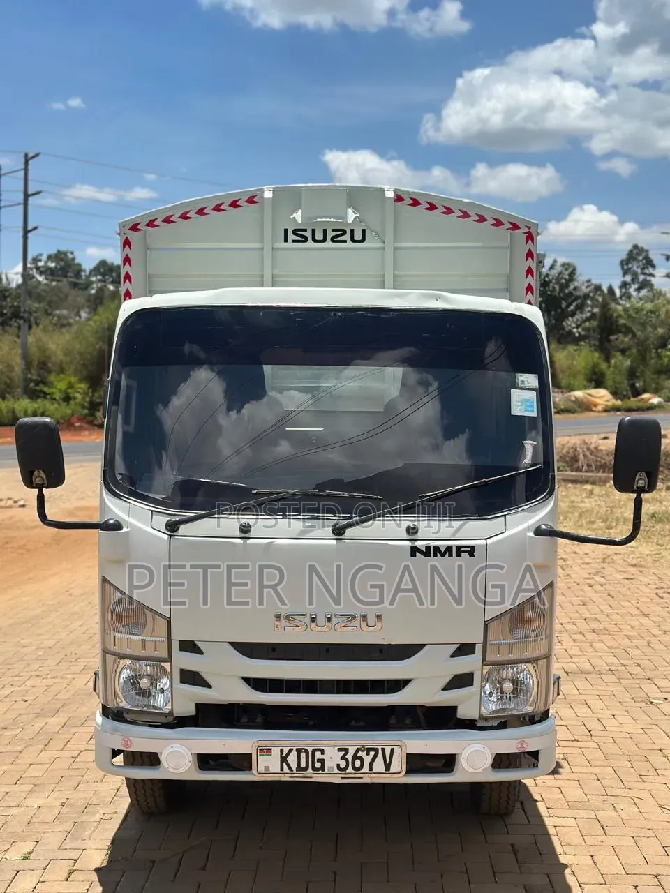 Isuzu NMR 2021 White