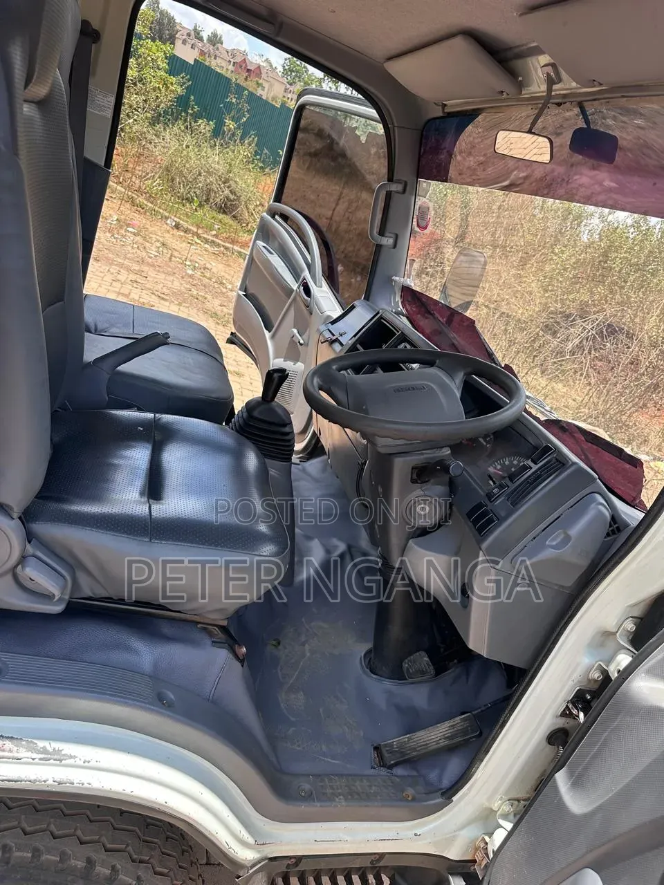 Isuzu NMR 2021 White