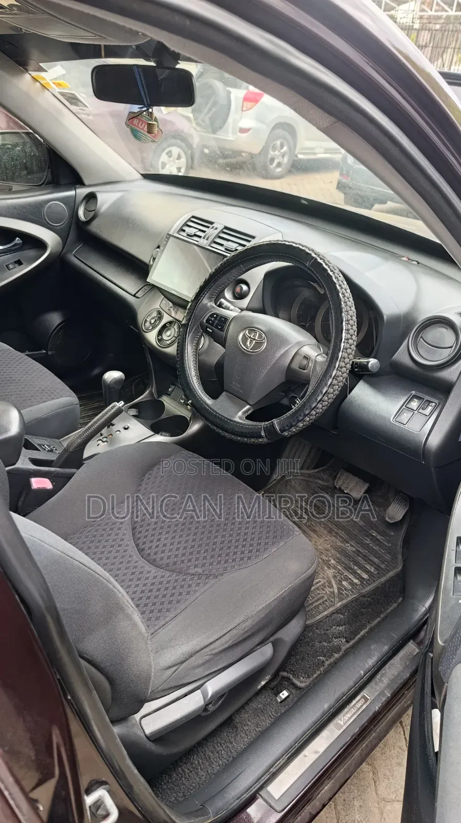Toyota Vanguard 2011 Maroon