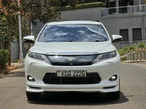 Toyota Harrier 2.0 2014 White