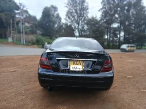 Mercedes-Benz E200 2014 Black