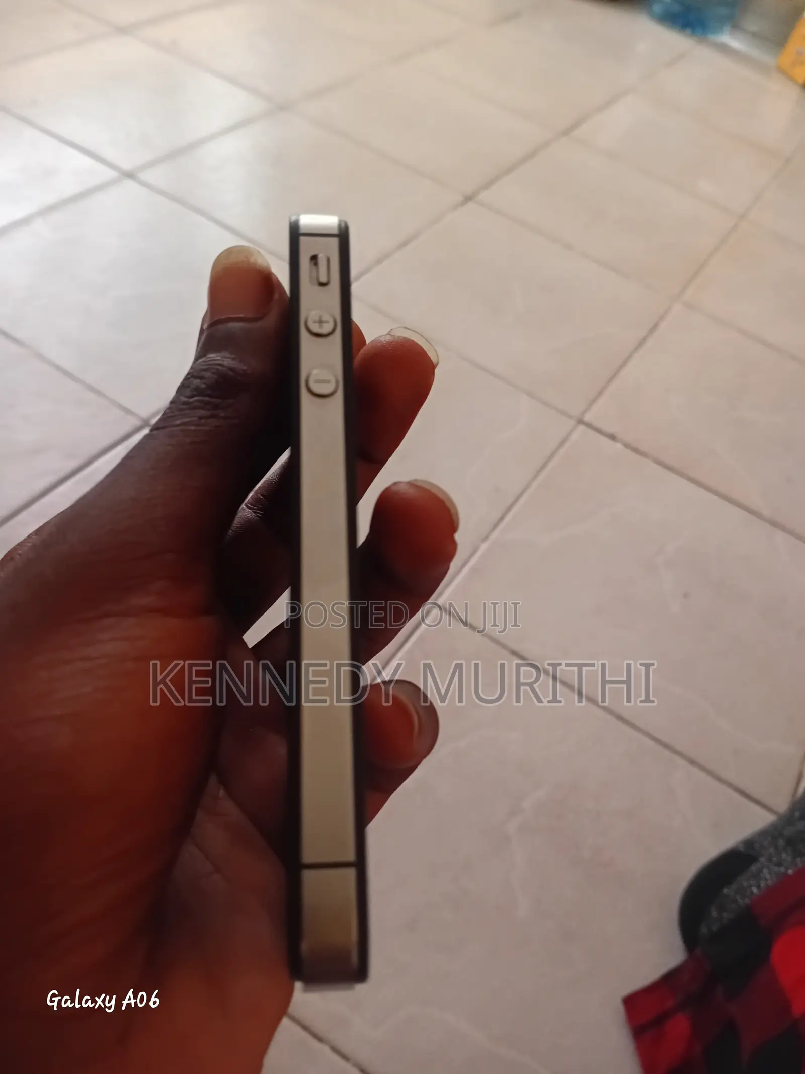 Apple iPhone 4 16 GB Black