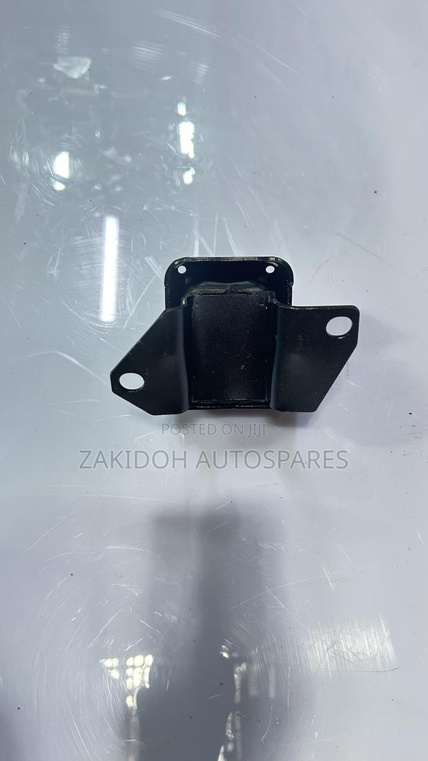 Daihatsu Engine Mounting - thumbnail 2