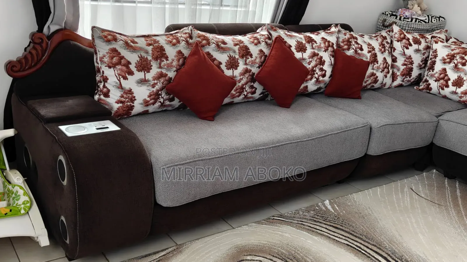 Cozy Vintage L Shaped Seat