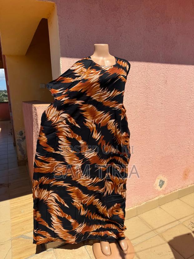 New Dera Dresses - thumbnail 3