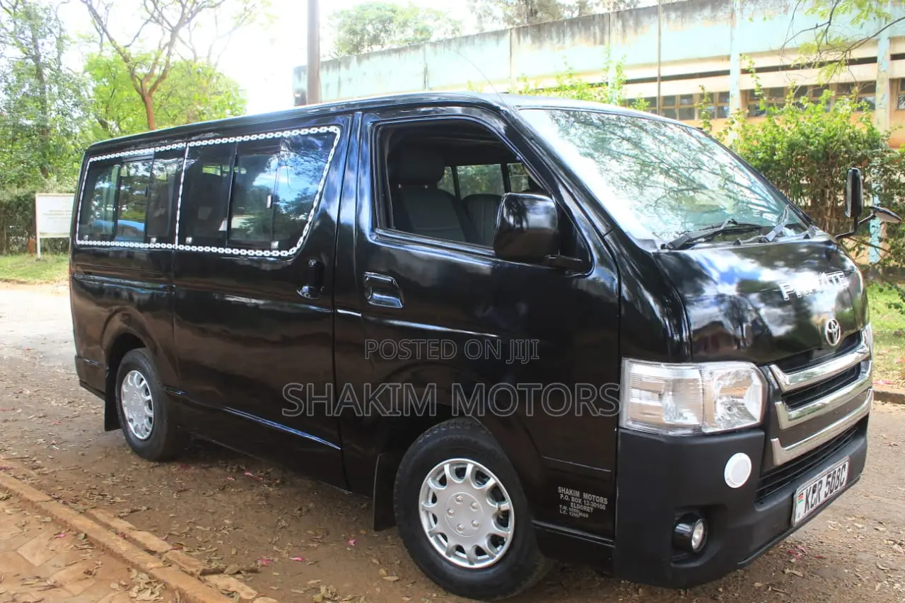 Toyota HiAce 2011 Black