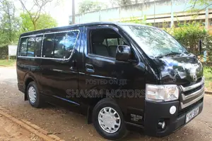 Toyota HiAce 2011 Black