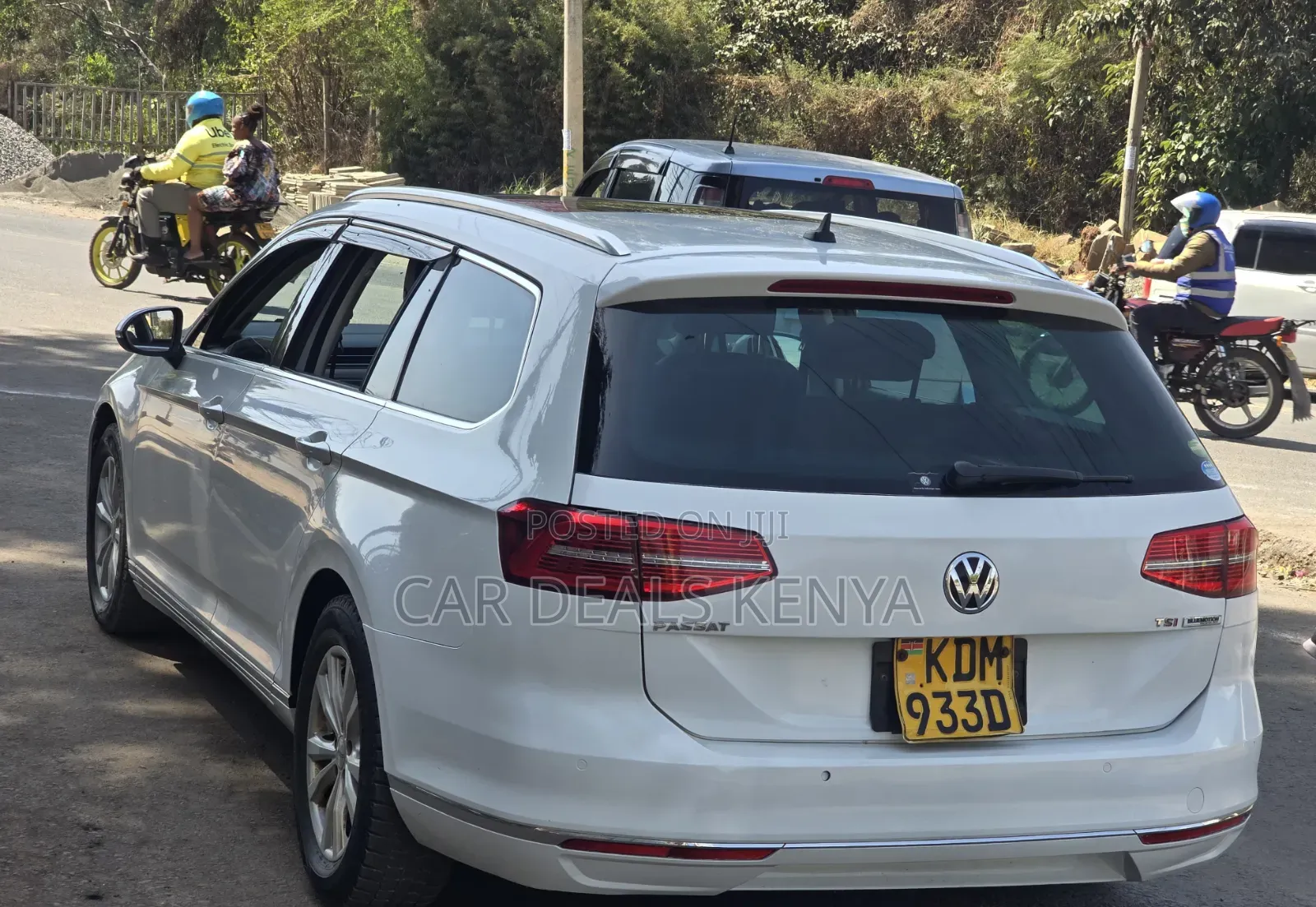 Volkswagen Passat 2016 White