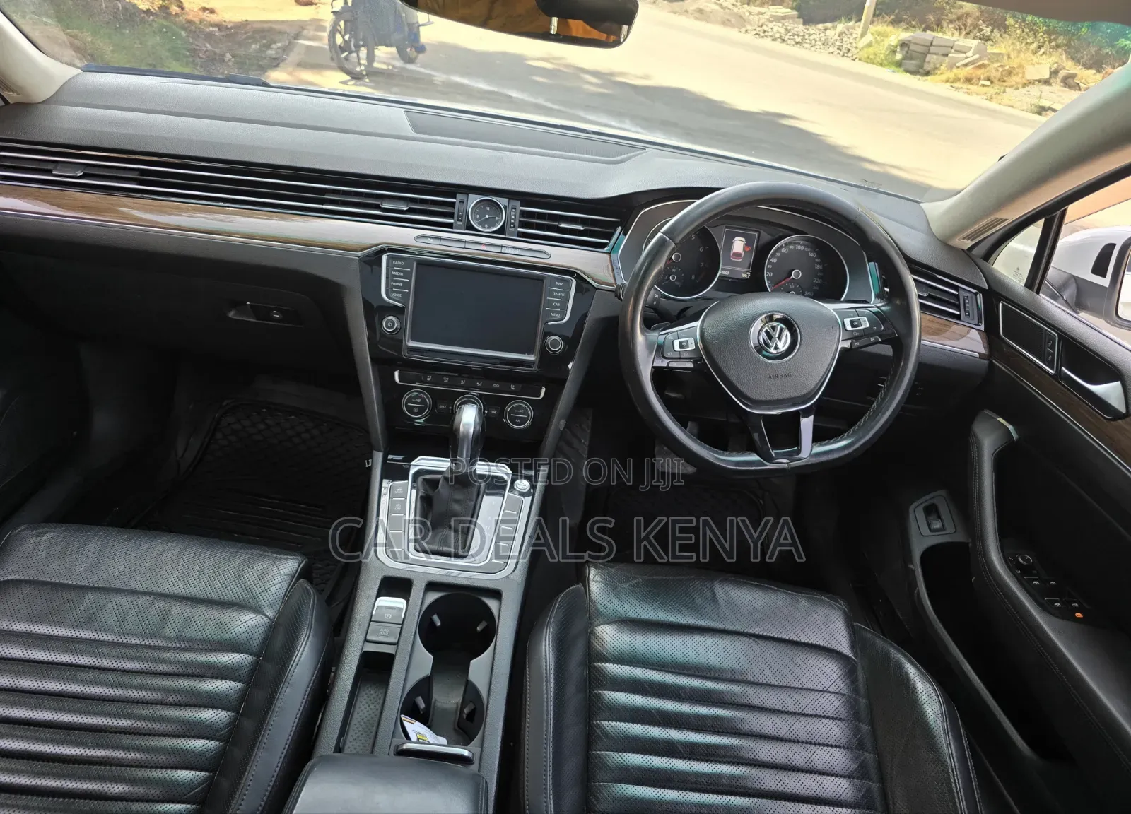 Volkswagen Passat 2016 White