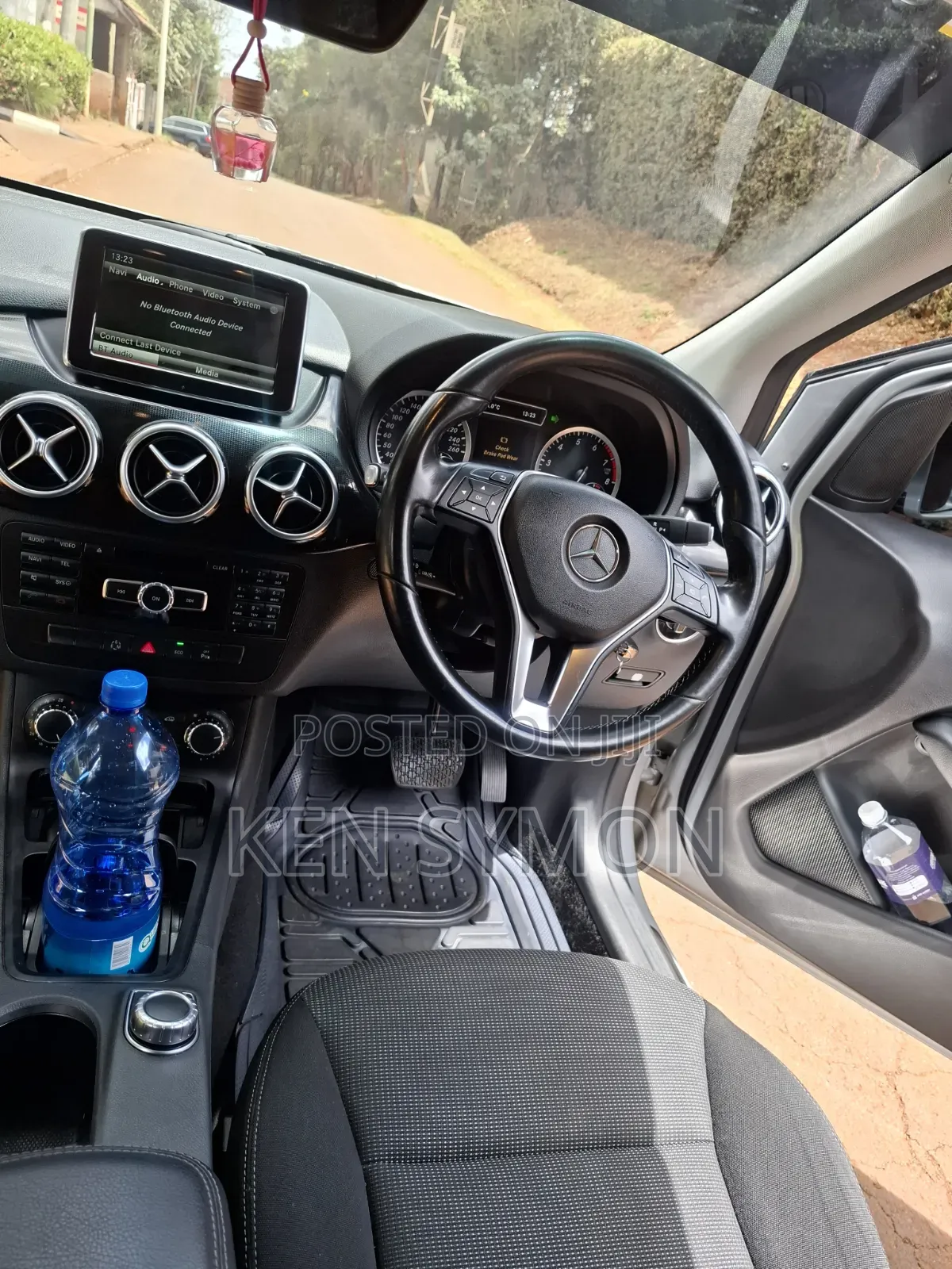 Mercedes-Benz B-Class B180 Petrol 2015 Silver