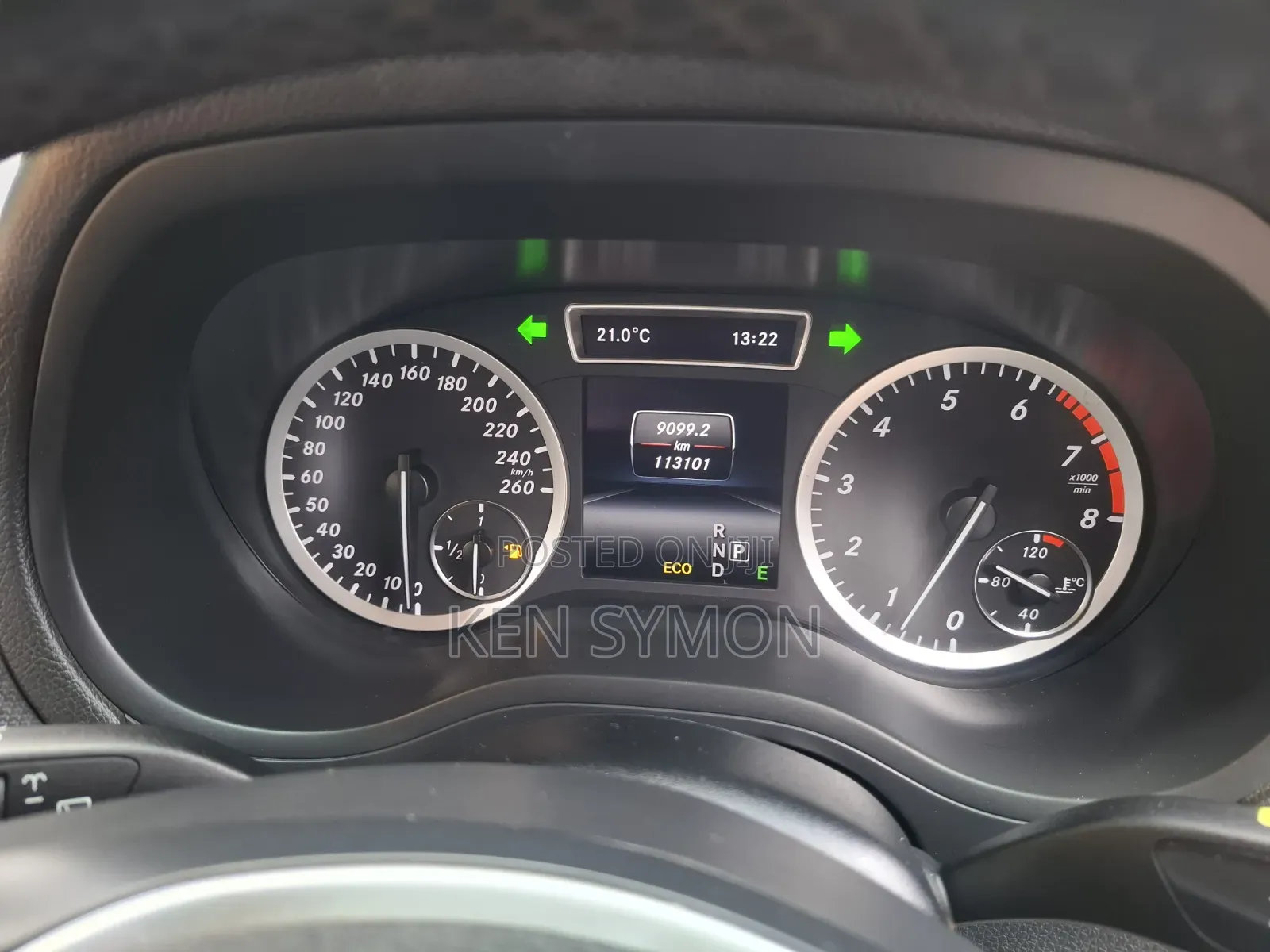 Mercedes-Benz B-Class B180 Petrol 2015 Silver