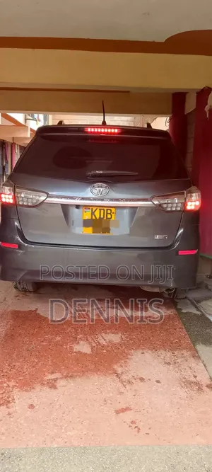 Toyota Wish 2018 Gray